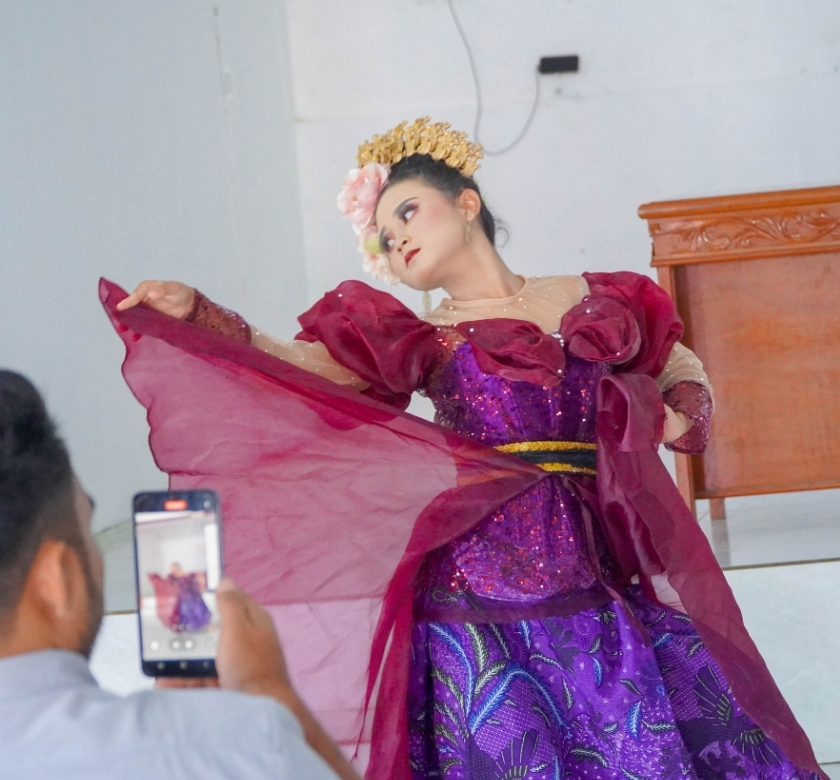 Pertunjukan Tari Jaipong